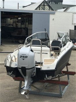 XO Boats 240 Open - 7