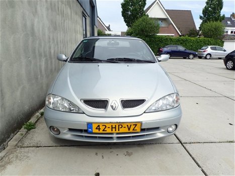 Renault Mégane Cabrio - 1.6-16V Sport Way - 1