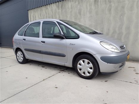 Citroën Xsara Picasso - 1.6i - 1