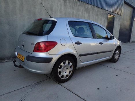 Peugeot 307 - 1.4 XR airco - 1