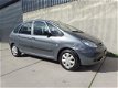 Citroën Xsara Picasso - 1.8i-16V Différence 2 - 1 - Thumbnail