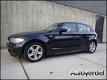 BMW 1-serie - 1-serie 118i Business Line inruilauto - 1 - Thumbnail