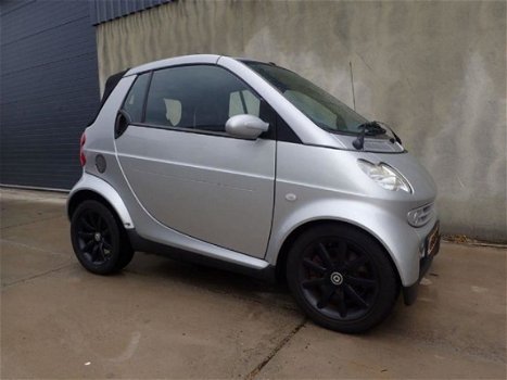 Smart Forfour - Fortwo cabrio 0.7 passion aut Bentley interieur - 1