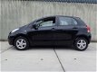 Toyota Yaris - 1.0 VVTi Acces 5 deurs - 1 - Thumbnail