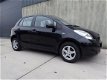 Toyota Yaris - 1.0 VVTi Acces 5 deurs - 1 - Thumbnail