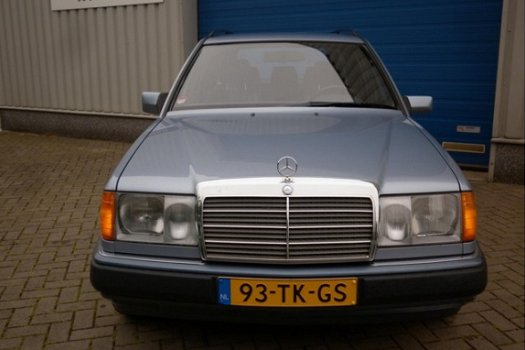 Mercedes-Benz 230 - (W124) Combi TE - 1