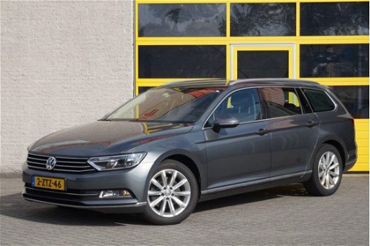 Volkswagen Passat Variant - 2.0 TDI Highline 150pk 17'' LMV | Adaptive Cruise | Trekhaak elek. | Led - 1