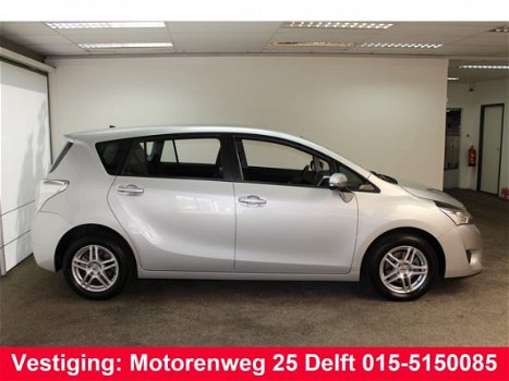 Toyota Verso - 1.6 VVT-i Comfort Nieuw Model Airco.Cruise.100% OH - 1