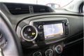 Toyota Yaris - 1.0 VVT-i Comfort airco / elektrische ramen / navigatie - 1 - Thumbnail