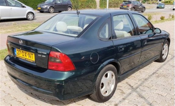 Opel Vectra - 2.0 16v - 1