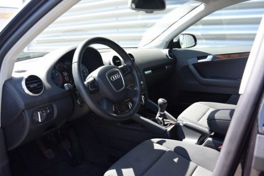 Audi A3 Sportback - 1.2 TFSI Ambiente Advance - 1