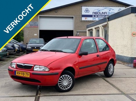 Mazda 121 - 1.25i GLX/Automaat/Stuurbkr/Nieuwe APK - 1