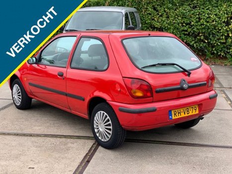 Mazda 121 - 1.25i GLX/Automaat/Stuurbkr/Nieuwe APK - 1