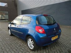 Renault Clio - 1.2-16V Expression / Panoramadak / Airco