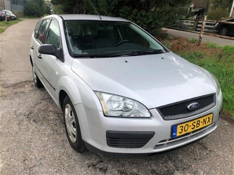 Ford Focus Wagon - 1.6-16V Champion 2005 AIRCO - 1