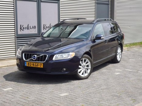 Volvo V70 - 2.4D Limited Edition AUTOMAAT Euro 4 - 1
