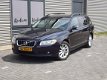 Volvo V70 - 2.4D Limited Edition AUTOMAAT Euro 4 - 1 - Thumbnail