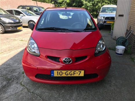 Toyota Aygo - 1.0-12V airco, keurige Dealerauto met NAP - 1