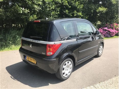 Peugeot 1007 - 1.4-16V Gentry airco, keurige auto met nieuwe apk en NAP - 1