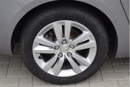 Peugeot 308 - 1.6 HDi 120pk EXECUTIVE PAN.DAK - 1