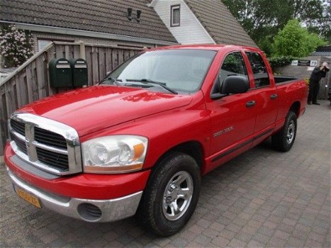 Dodge Ram 1500 - 1