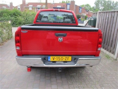 Dodge Ram 1500 - 1