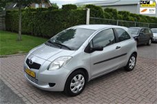 Toyota Yaris - 1.0 VVTi 3 Deurs Stuurbekrachtiging Nieuwe APK