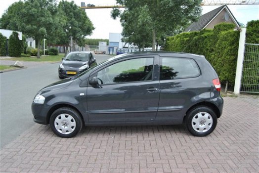 Volkswagen Fox - 1.2 Trendline Stuurbekrachtiging Nieuwe APK - 1