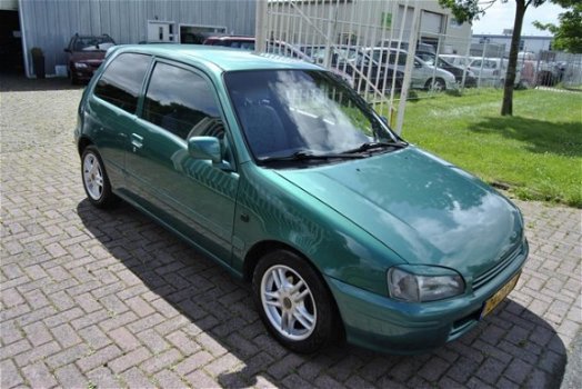 Toyota Starlet - 1.3-16V 3 Deurs Stuurbekrachtiging Nieuwe APK - 1