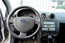 Ford Fiesta - 1.3 Style Stuurbekrachtiging Nieuwe APK