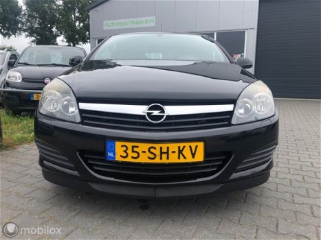 Opel Astra GTC - 1.6 Edition | Airco | Nap | NWE APK - 1