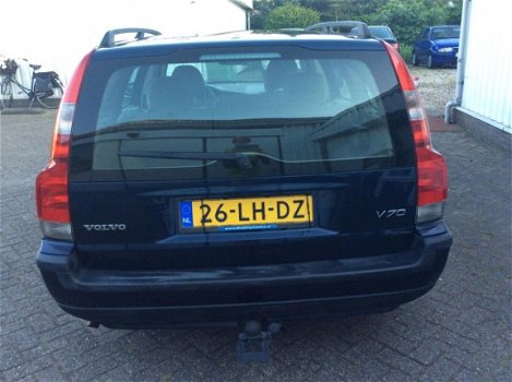 Volvo V70 - 2.4 Comfort Line - 1