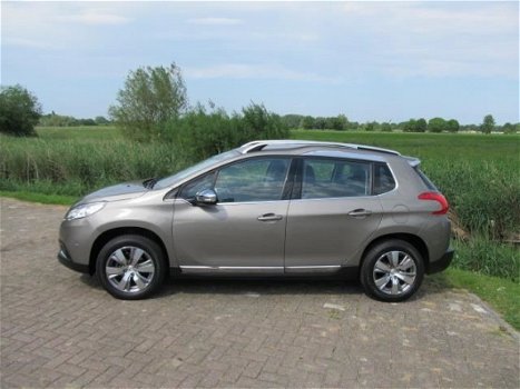 Peugeot 2008 - 1.2 VTi Allure Pack Premium Plus - 1