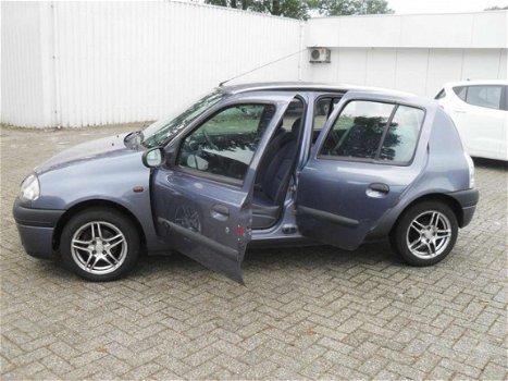 Renault Clio - 1.2 MTV - 1