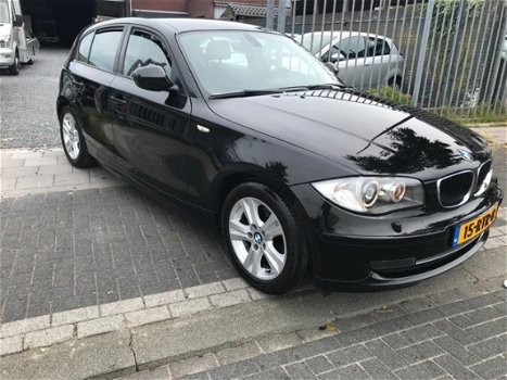 BMW 1-serie - 116i EffDyn. Ed. Business Line Ultimate Edition Leer/navi/sport-onderst - 1