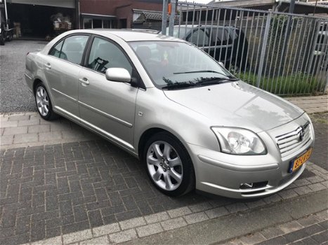 Toyota Avensis - 2.0 VVTi Executive Vol opties - 1