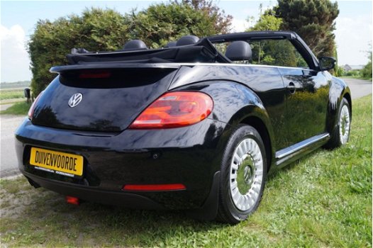 Volkswagen Beetle Cabriolet - 2.5 Aut. 170pk Leder - 1