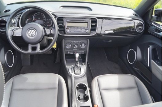 Volkswagen Beetle Cabriolet - 2.5 Aut. 170pk Leder - 1