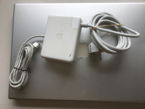 MacBook Pro 15inch begin 2008 - 7