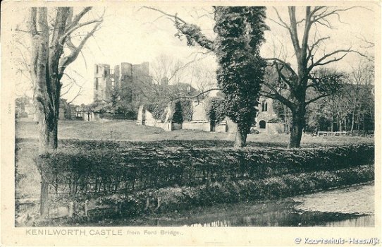 Engeland Kenilworth Castle from Ford Bridge - 1