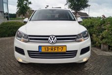 Volkswagen Touareg - 3.0 TDI Bluemotion Technology Highline 4-Motion Autom R-LINE