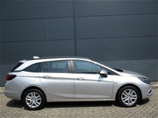 Opel Astra Sports Tourer - Achteruitrij camera/1.0 Online Edition