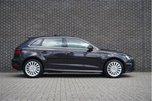 Audi A3 Sportback - e-tron 1.4 TFSI PHEV 204pk € 18.990, - INCL. BTW S-tronic Pro Line Plus + Panora - 1