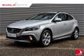 Volvo V40 Cross Country - D2 Momentum - 1 - Thumbnail