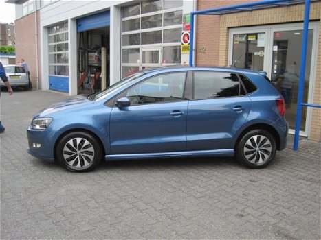 Volkswagen Polo - 1.0 BlueMotion EXECUTIVE|95 PK|NAVI|CRUISE|ORG.NL AUTO|NAP-KM.HIST.|PRIVACY GLASS - 1