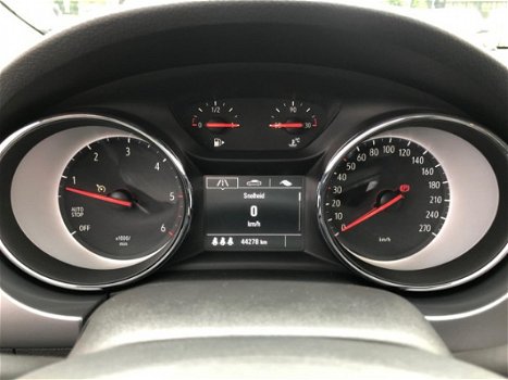 Opel Astra - 1.6 CDTI 110pk Edition / AGR / Navi - 1