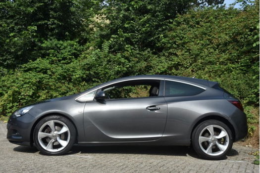 Opel Astra GTC - 1.4 TURBO 140pk SPORT - 1