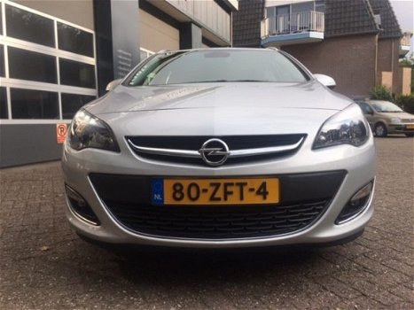 Opel Astra - 1.4 T COSMO, Clima, Navi, LED, NAP - 1