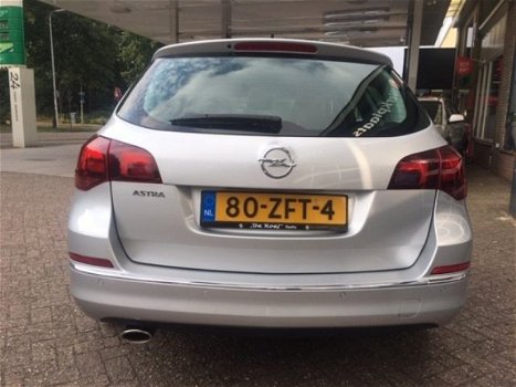 Opel Astra - 1.4 T COSMO, Clima, Navi, LED, NAP - 1