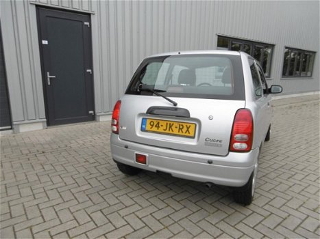 Daihatsu Cuore - 1.0-12V DVVT STi Automaat Stuurbekrachtiging - 1